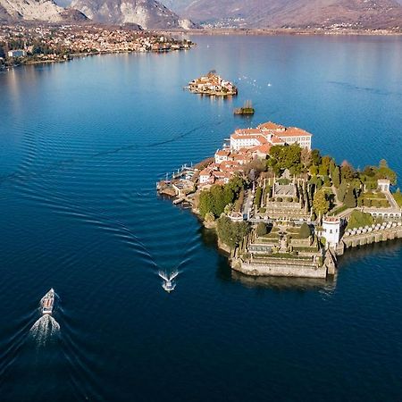Breathtaking Lake View In The Heart Of ستريزا المظهر الخارجي الصورة